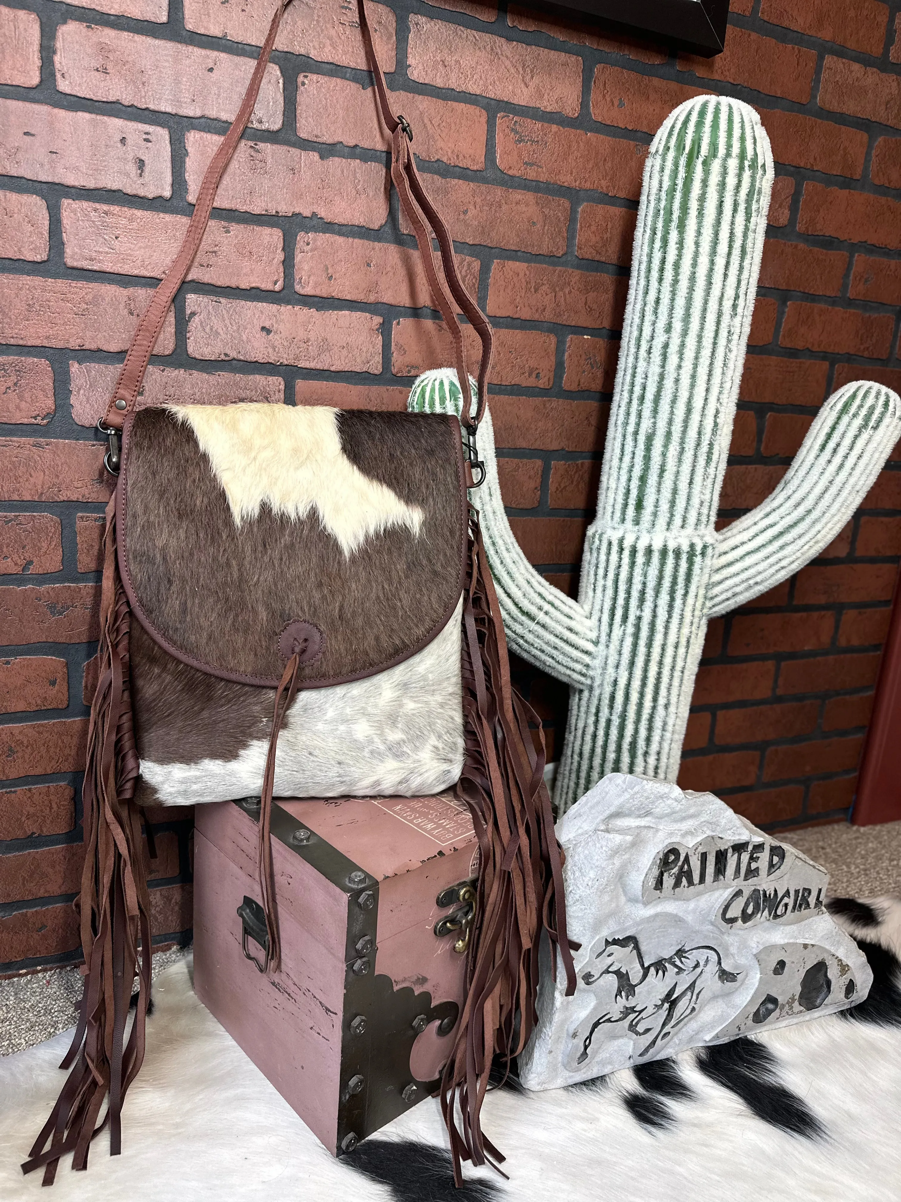 American Darling Cowhide Hair-On Concealed Carry Crossbody Purse ADBGZ358