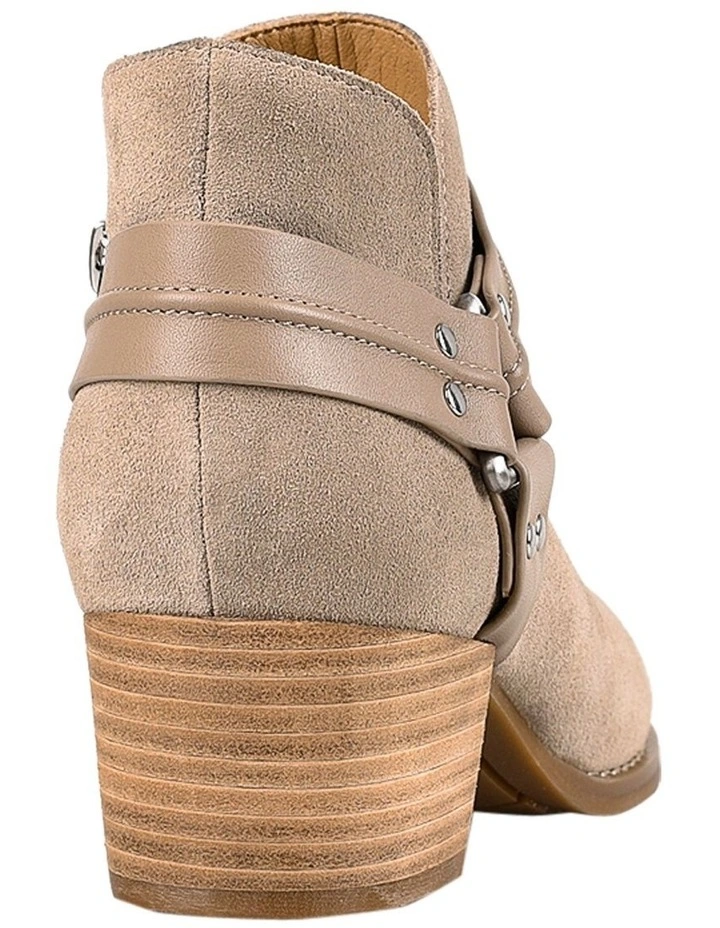 Chimney Boot in Taupe