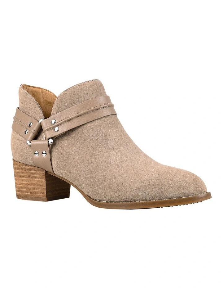 Chimney Boot in Taupe