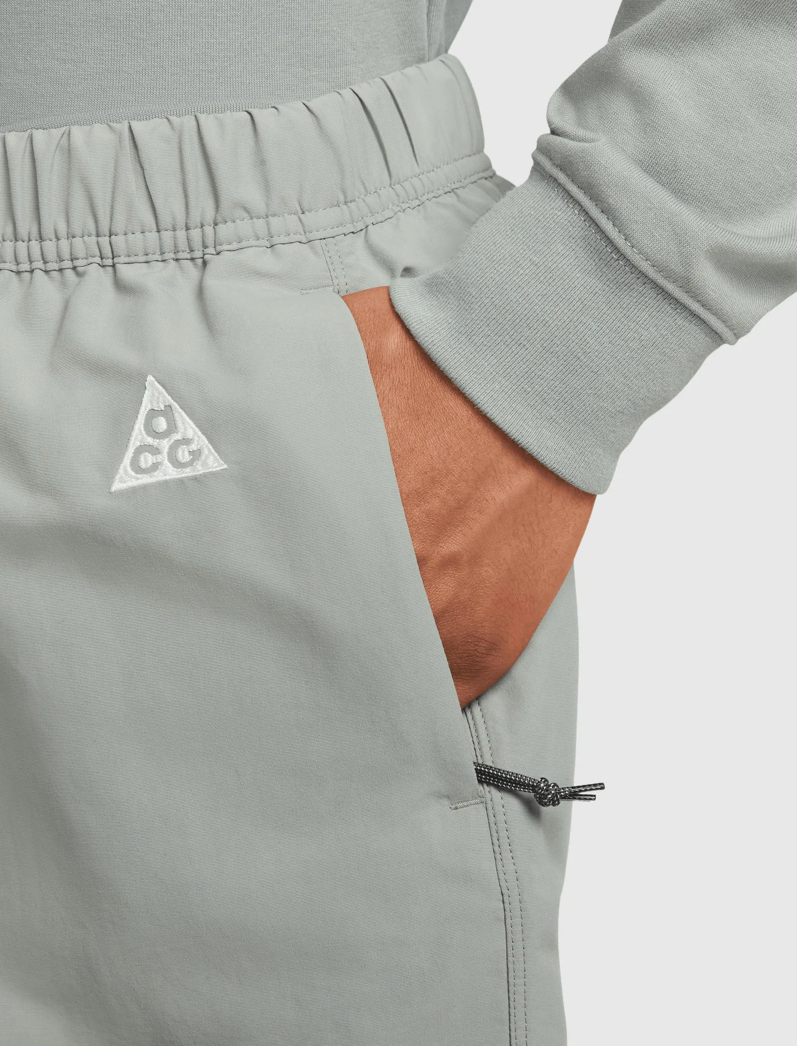 NIKE ACG SHORT   MICA GREEN