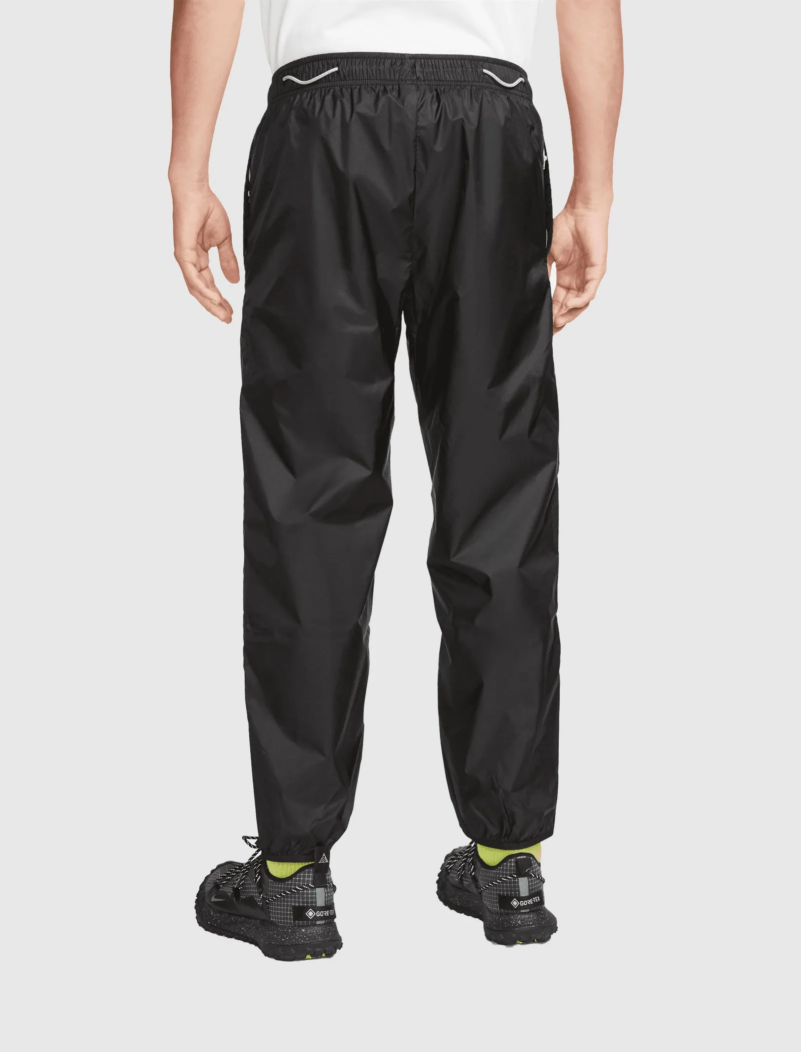 NIKE ACG WINDSHELL PANT   BLACK