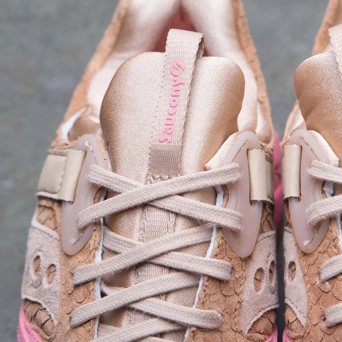 Saucony Men Grid 9000 HT (brown / tan / pink)