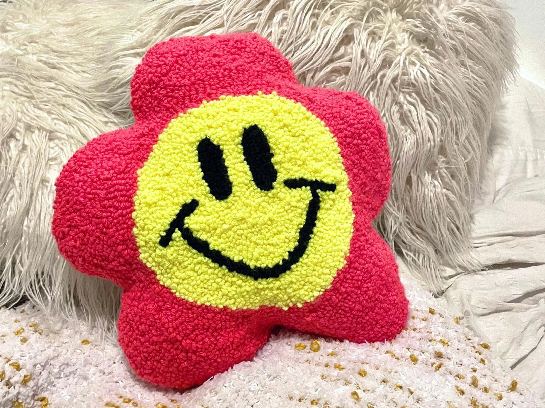 Smiley Face Daisy Pillow