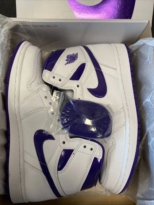 Wmns Nike Air Jordan 1 Retro High OG 5-12 Court Purple W...